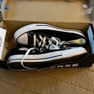 Black converse